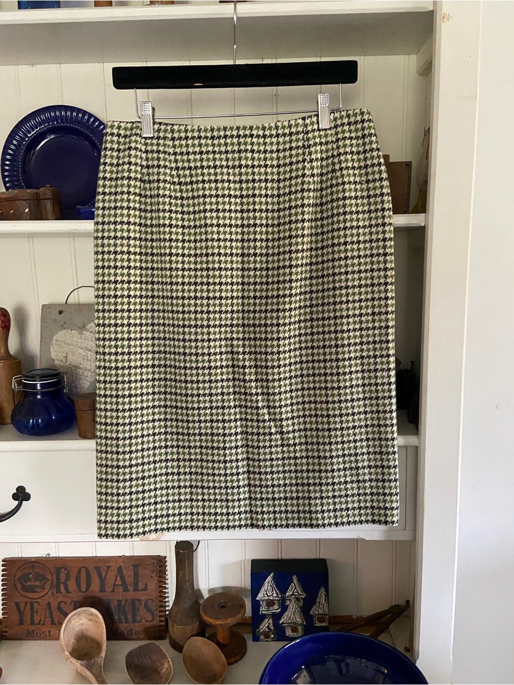 Talbots Classic Houndstooth Skirt in Green,Gray and White